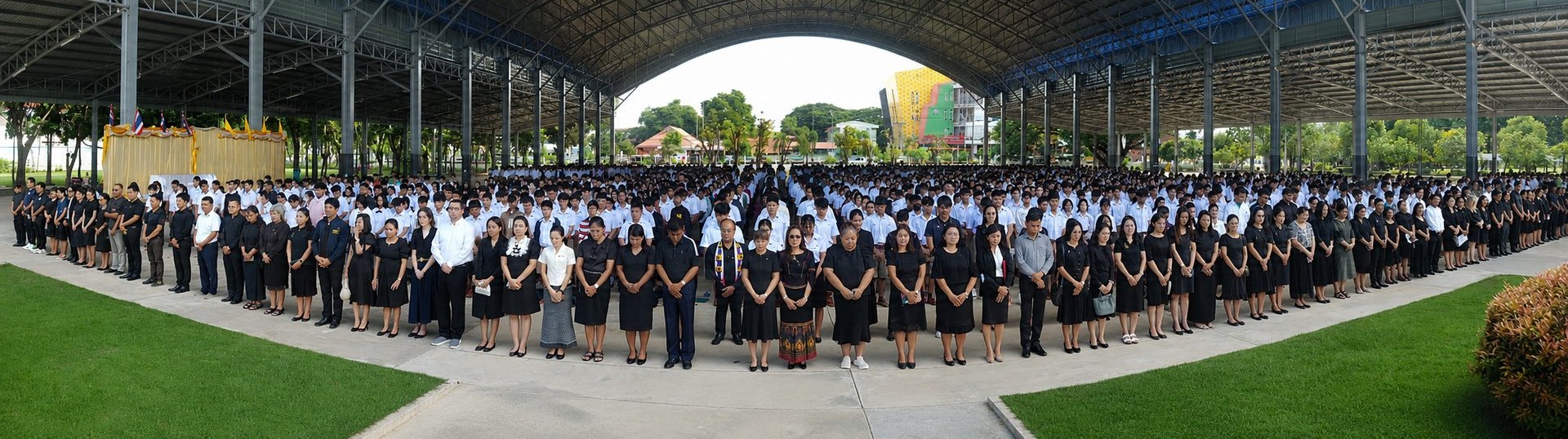 คณะครูและบุคลากร